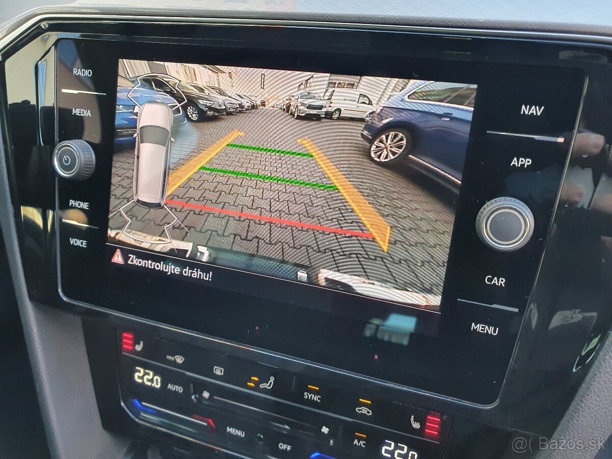 VW Passat B8 Variant 2.0 TDI 110kW DSG - záruka Autodraft - 16