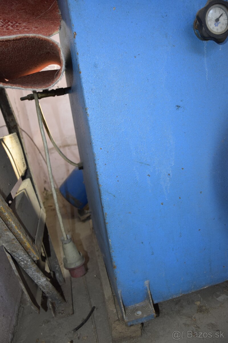 Vertikálna pásová píla OPUS 600 - 16