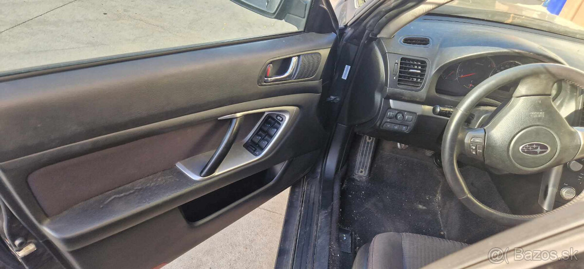 Subaru Legacy Outback 2,0 - 16