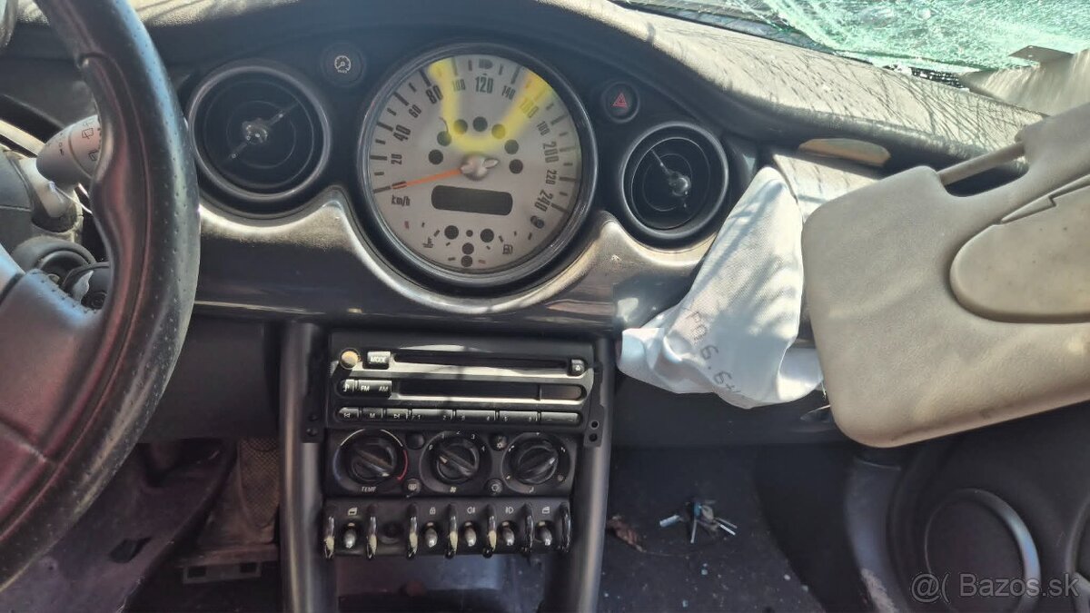 Mini One Mini Cooper 1,6i 66kw kód: W10B16A - 16
