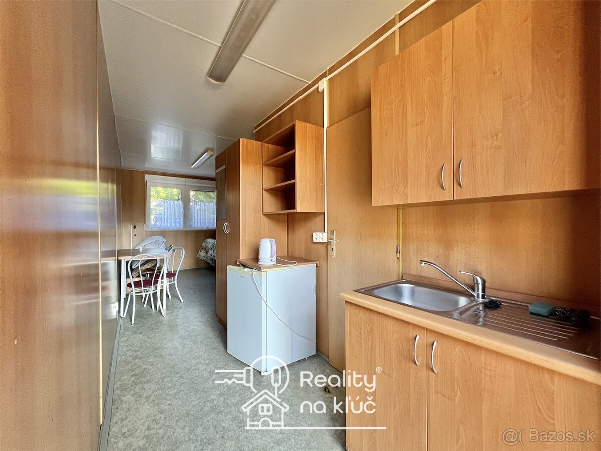 Na predaj kompletne zariadený rekreačný areál Podhájska - 16