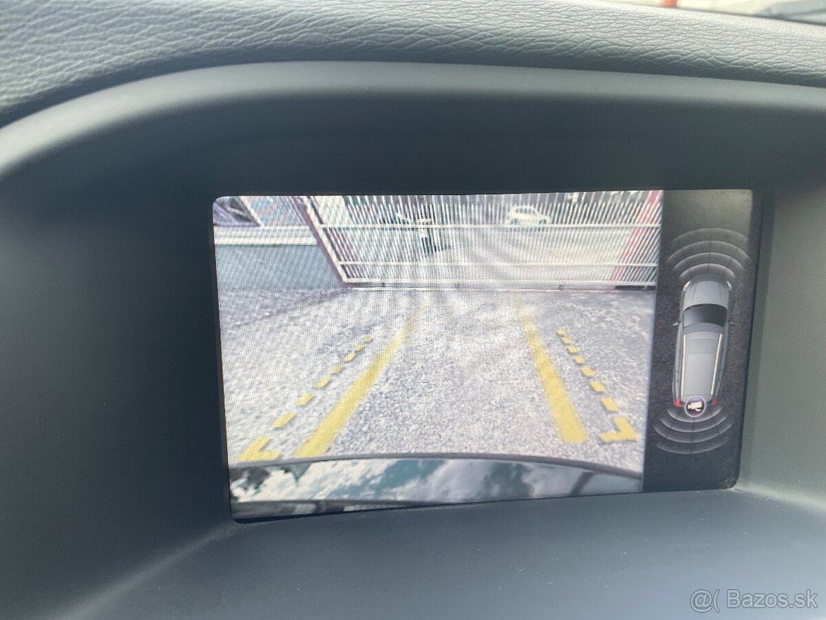 Volvo V60 D5 2,4d AWD AT6-Summum - 16
