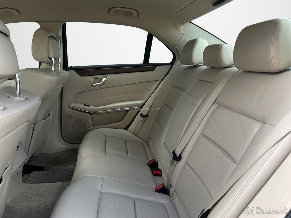 MERCEDES-BENZ E 350 BlueTEC / d - 16