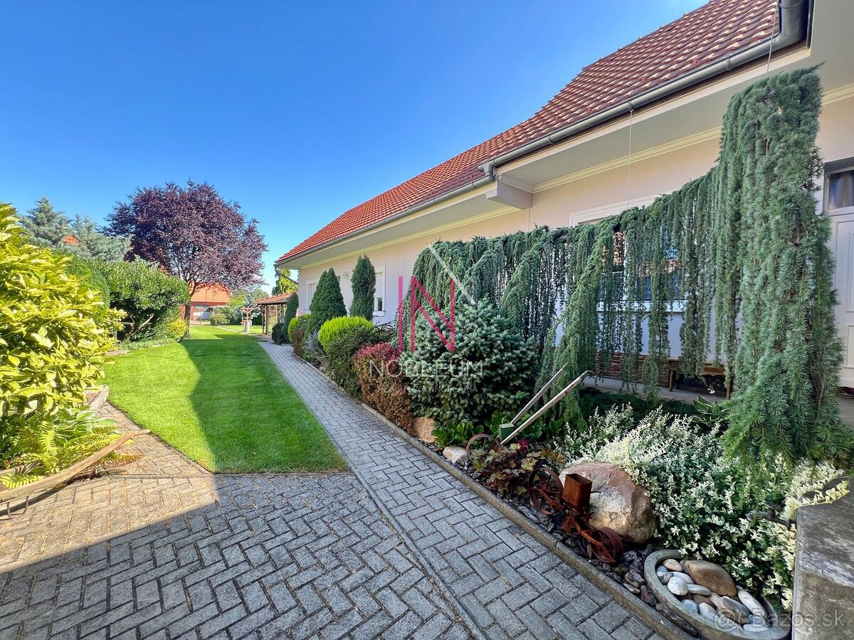 4-izbový rodinný dom s veľkorysým pozemkom 2864 m² + samosta - 16