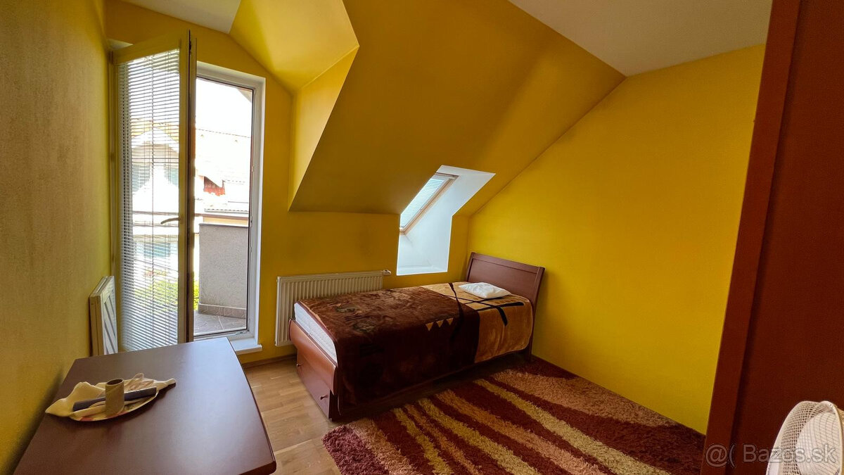 PRENÁJOM NÁDHERNÉHO 4,5-IZB. 2-PODLAŽNÉHO RODINNÉHO DOMU S G - 16