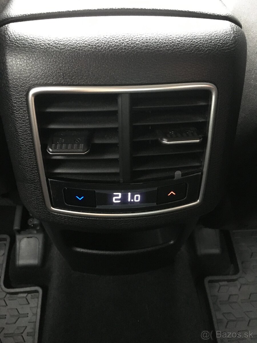 Kia Sportage 1.6 CRDI MHEV Gold M6 - 16