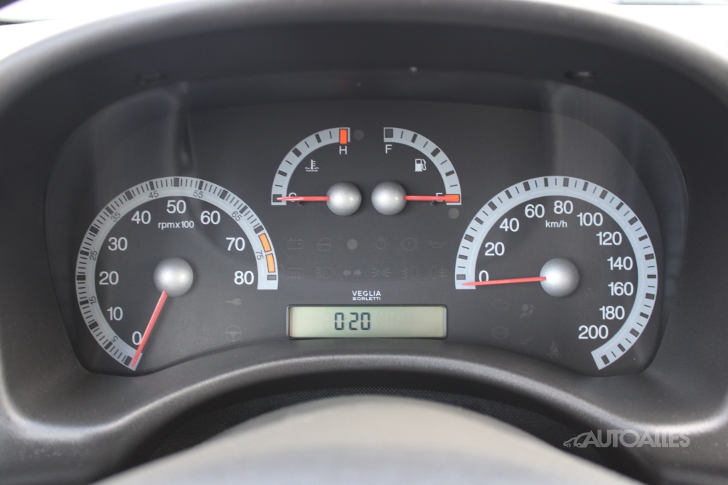 Fiat Punto 1,2 i 16V 59 kW SPORTING - 16