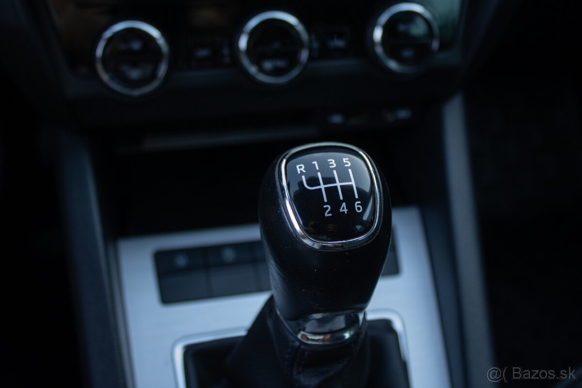 Škoda Octavia Combi 2.0 TDI Drive EU6 - 16