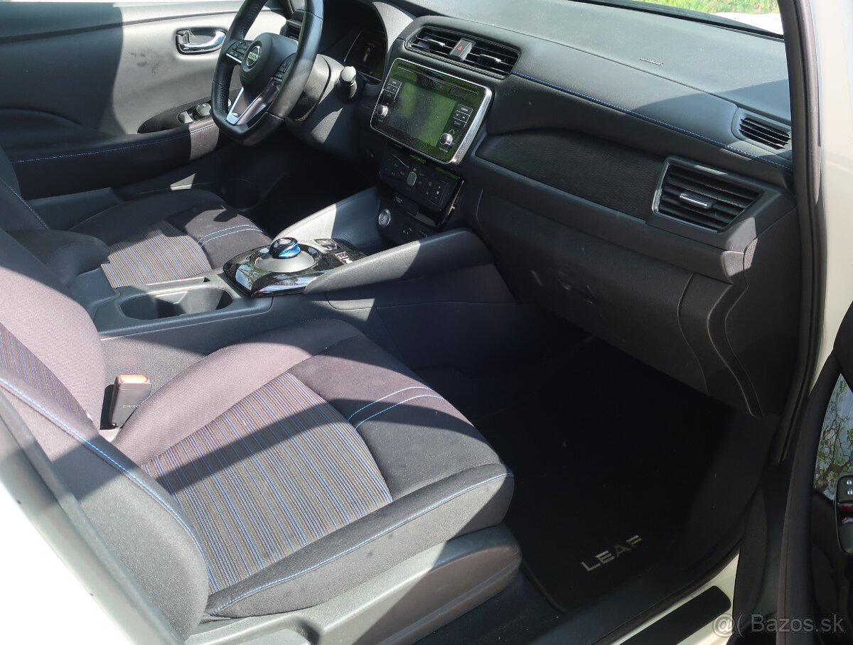 Nissan Leaf r.2019 90kW, odpočet DPH, cena len 11.999€ + DPH - 16