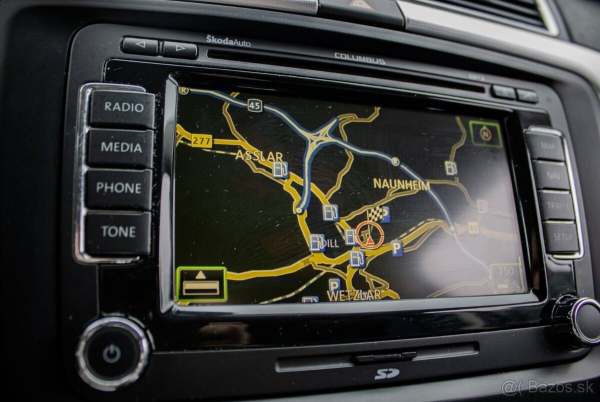 Škoda Superb Combi 1.8 TSI Comfort DSG - 16