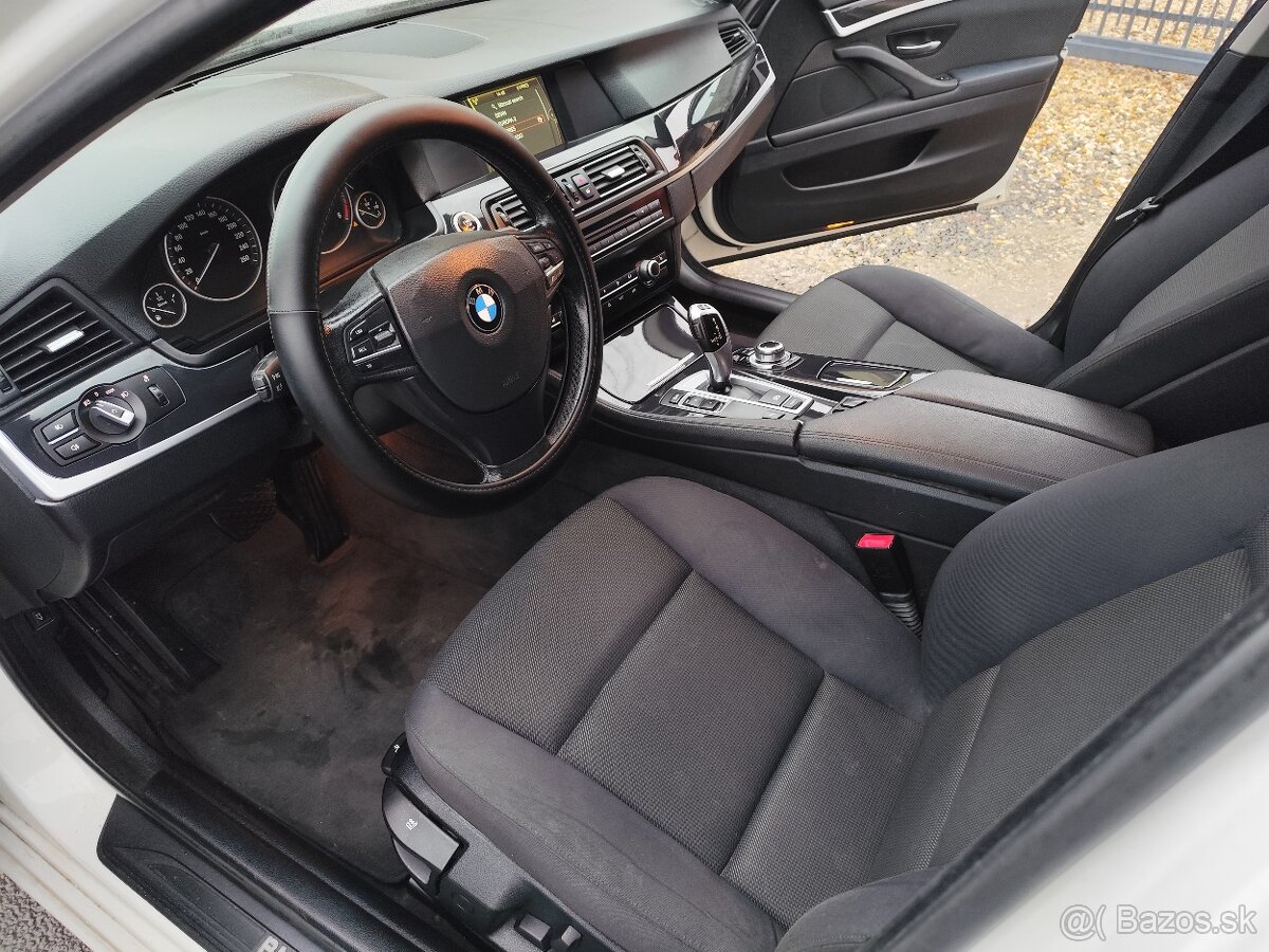 Predám BMW 520D COMBI F10/F11 - 16