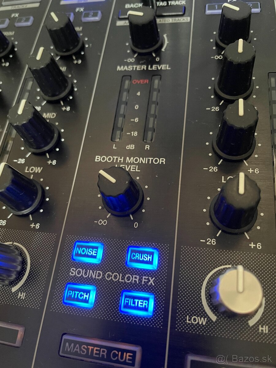 Pioneer DJ DDJ-RX + UDG hardcase - 16