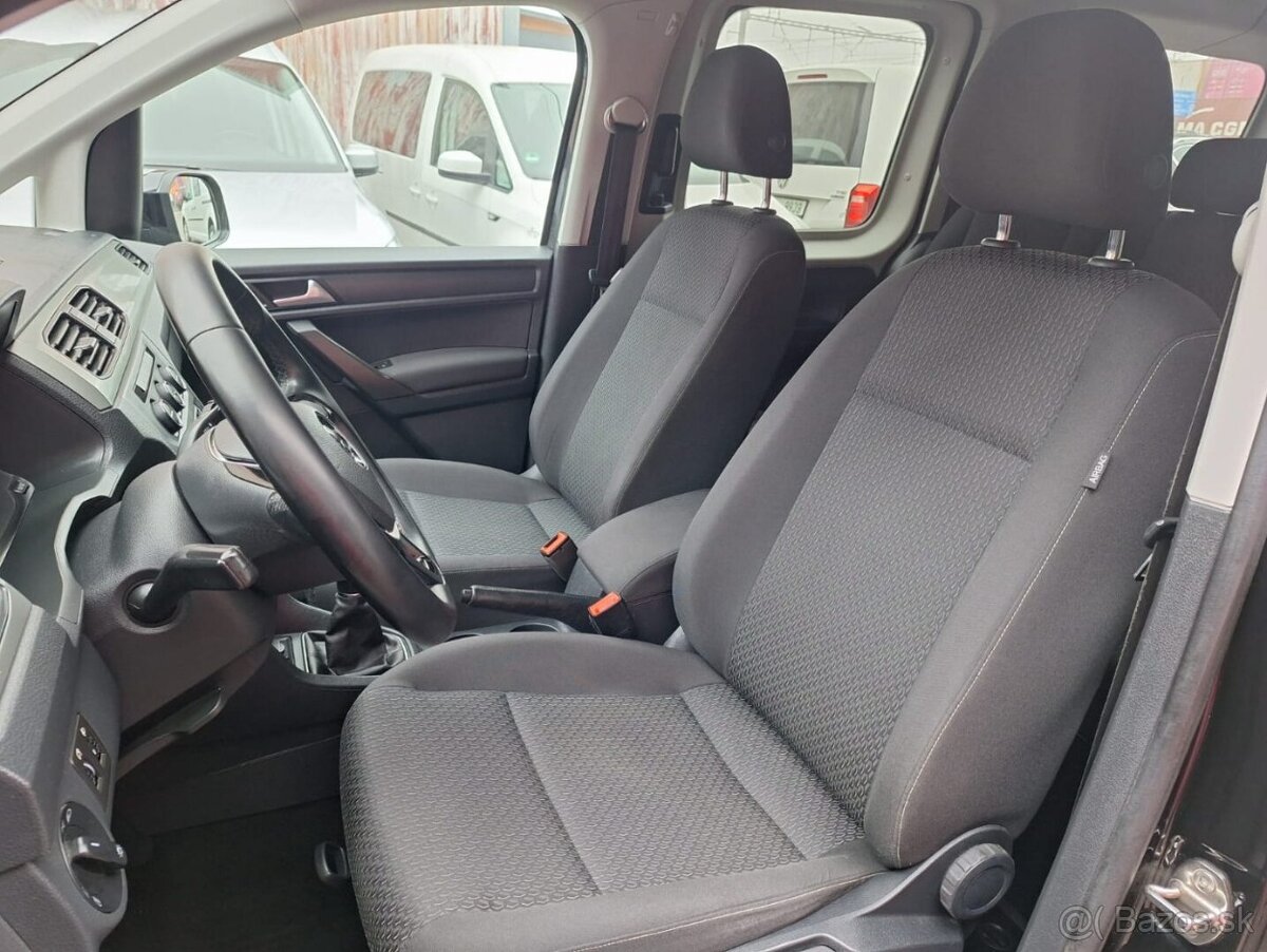 VOLKSWAGEN CADDY MAXI 1,4i 7míst záruka km - 16