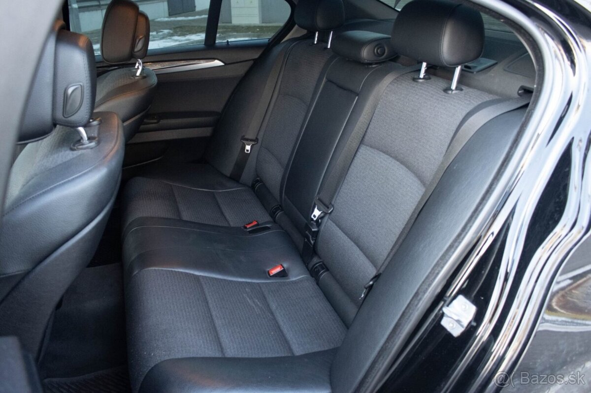 BMW Rad 5 525D xDrive 160kW AT/8 2013 - 16