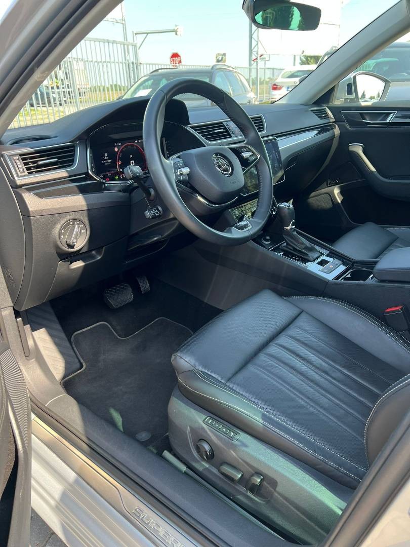 Škoda Superb 2.0 TDI SCR L&K 4x4 DSG - 16