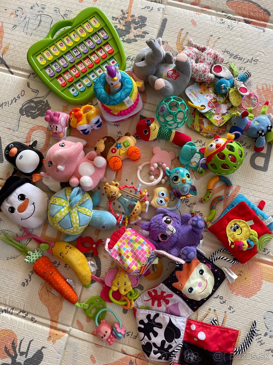 Mega balík hračiek - 16