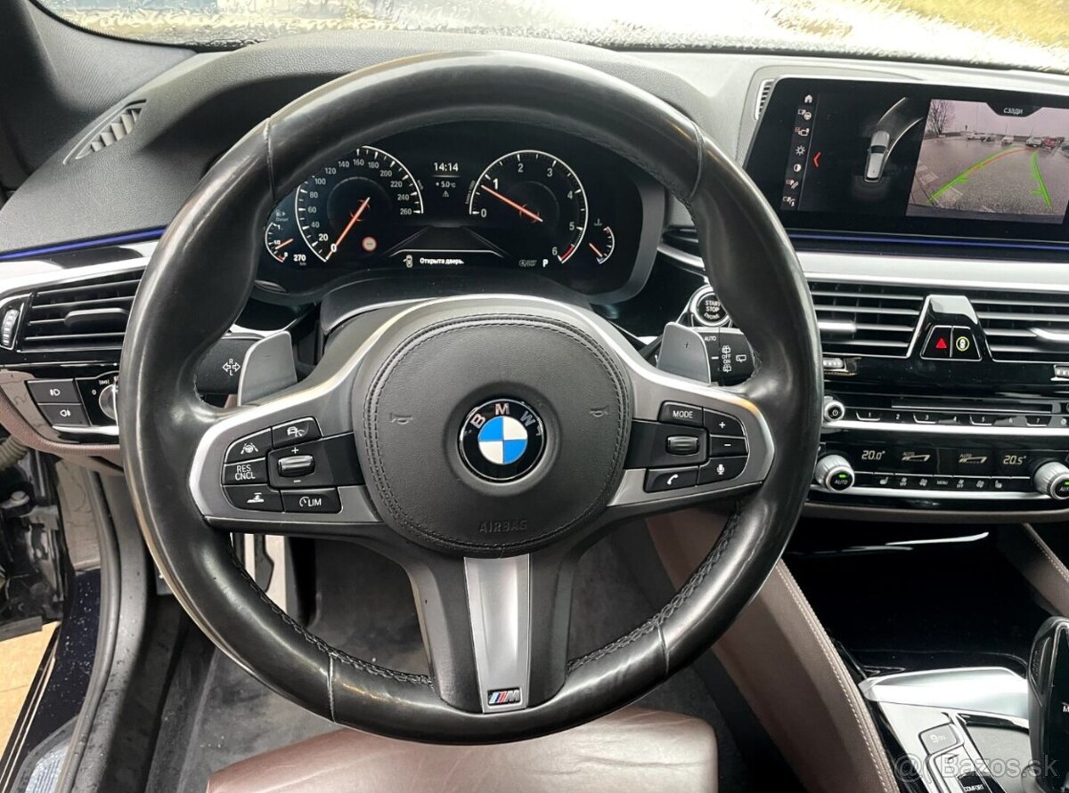 BMW 530d xDrive 2019 - 16