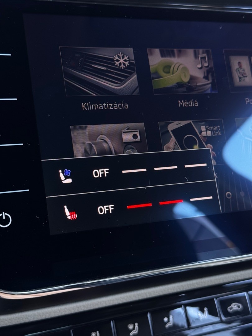 Škoda Superb 2.0 TDI SCR Laurin Klement 4x4 DSG - 16