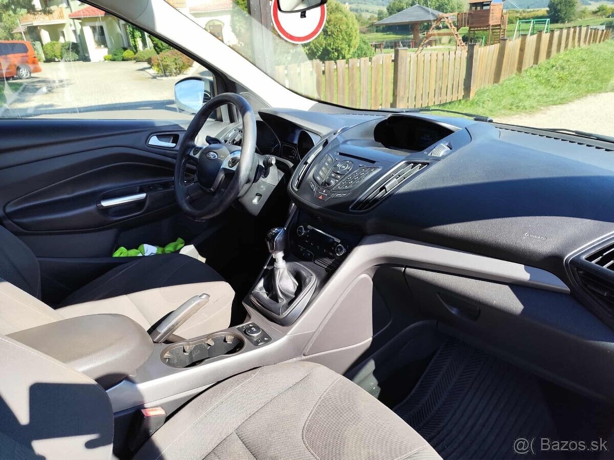 Ford KUGA 2.0TDCi 4WD Titanium - 16