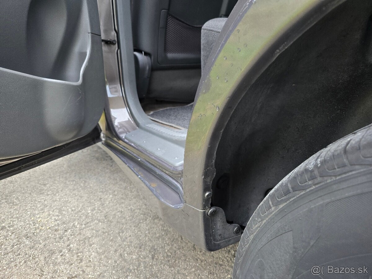 HYUNDAI SANTA FE 2.0 crdi 4x4 // BEZ KOROZIE// gar.km .... - 16