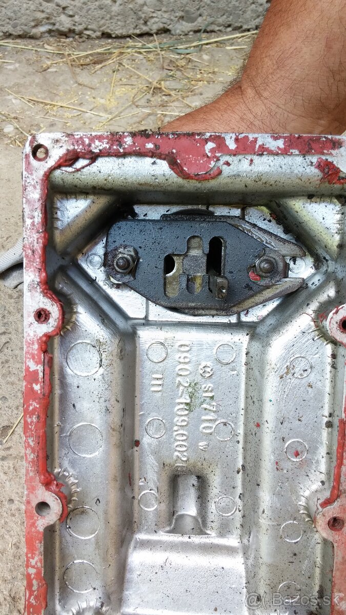 Polovica motora z Mutlicar Multikar M22 - 16