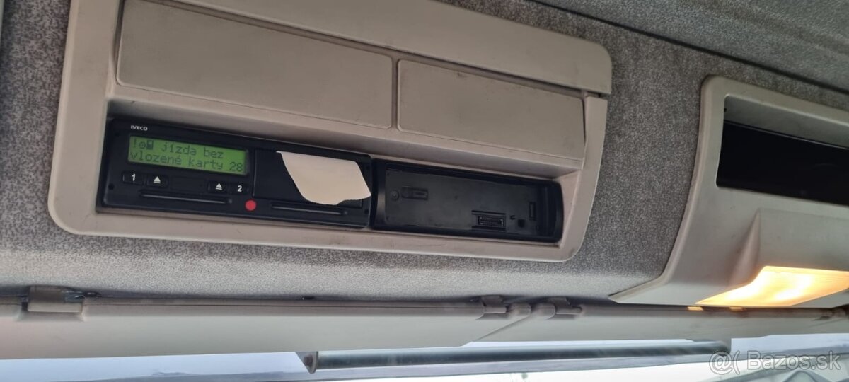 Iveco Trakker 45 8x8 s hr HIAB 144 - 16