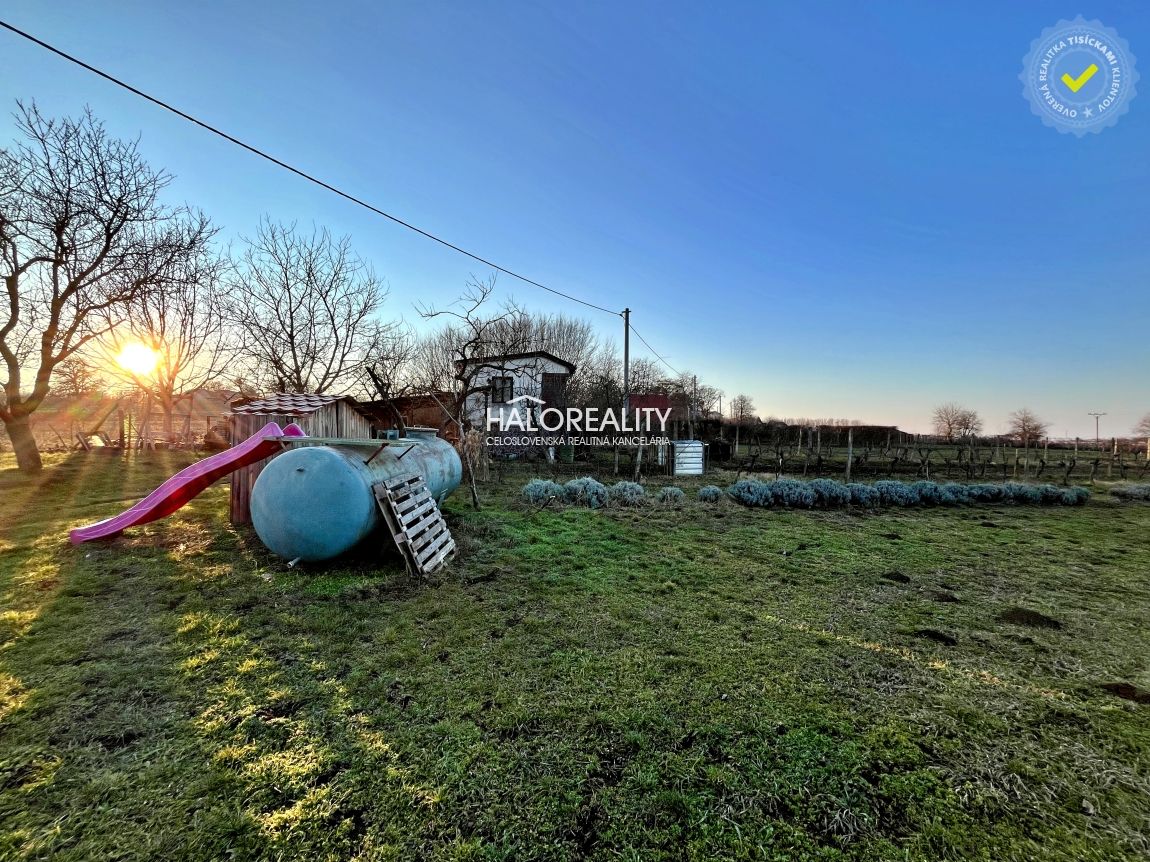 HALO reality - Predaj, chata Farná, s krásnym pozemkom, čias - 16