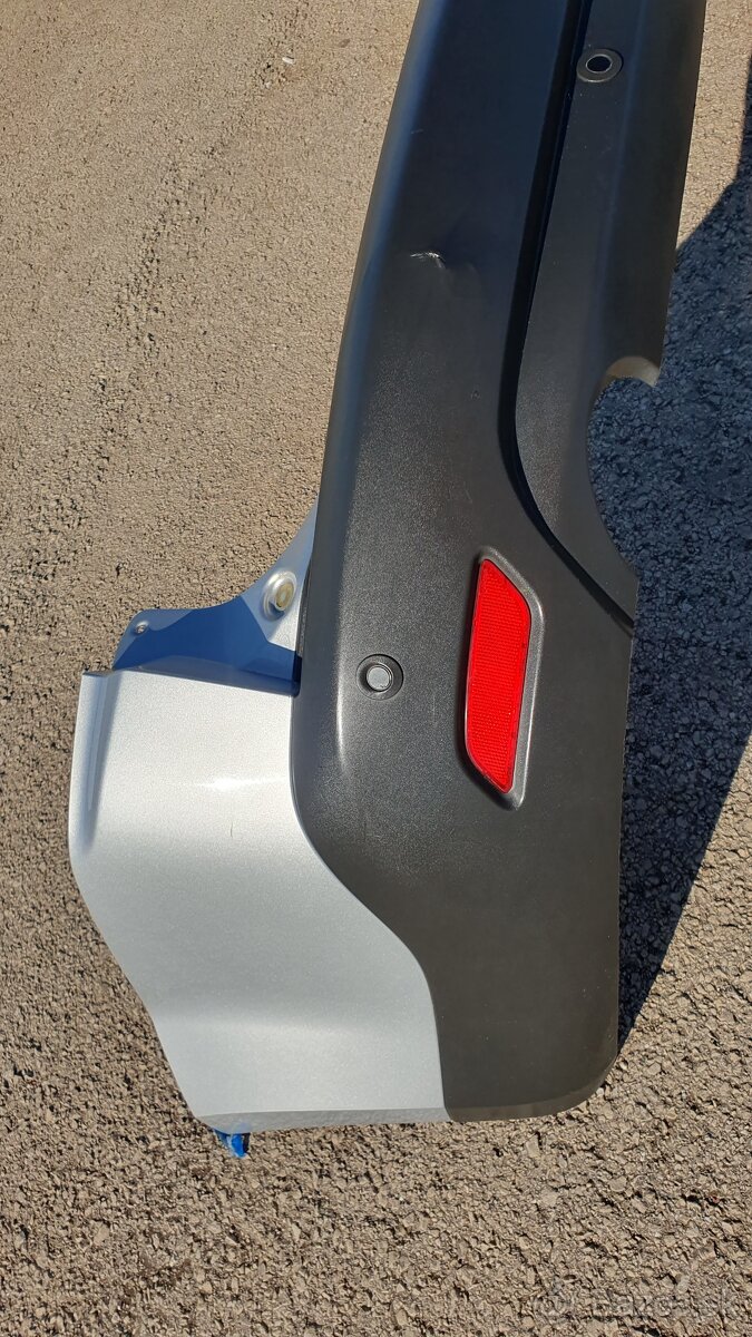 Zadný nárazník na Ford S-Max 2010-2014 - 16