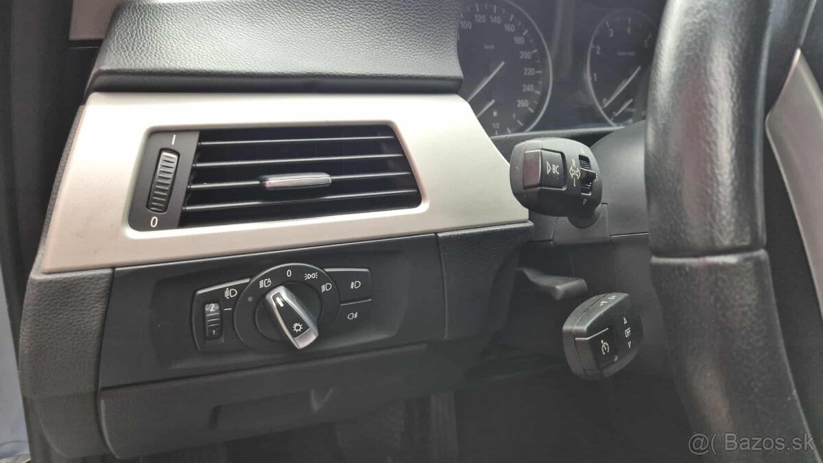 BMW E90 320i 2,0i 125kw - 16