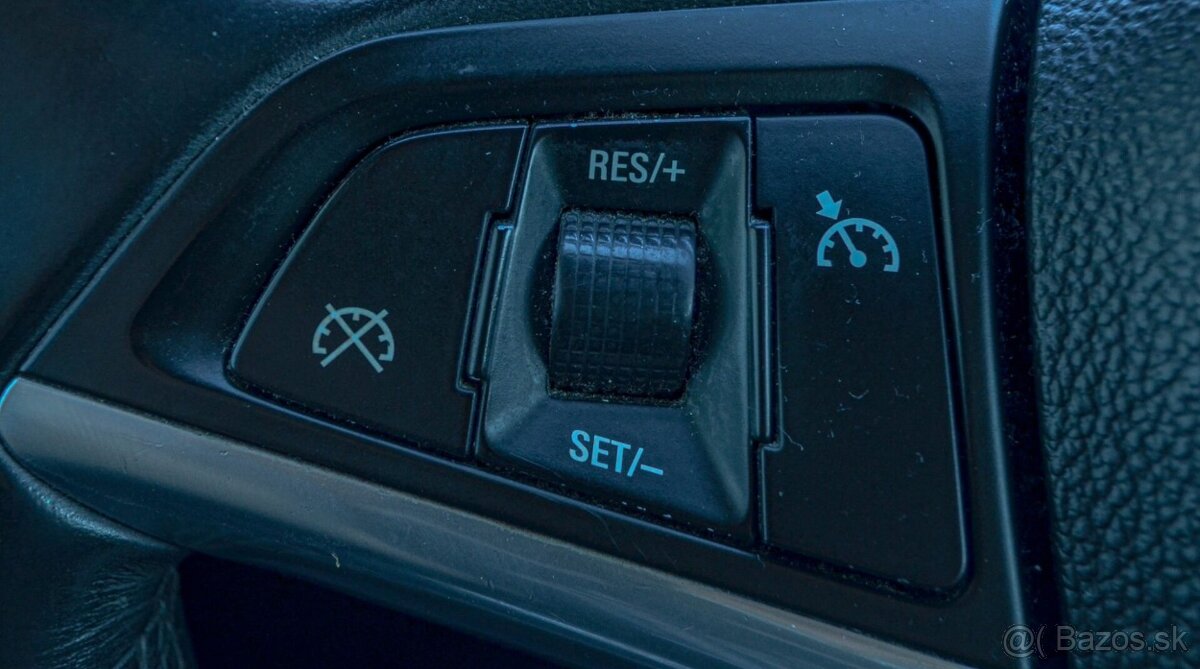 Opel Insignia 2.0 CDTI 130k Edition - 16