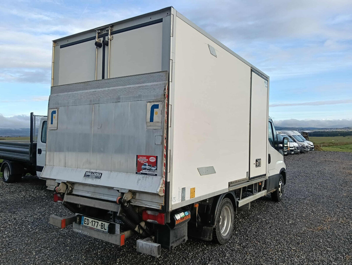 IVECO DAILY 35C15, 2.3 Chladiarenske auto, rv2016 - 16