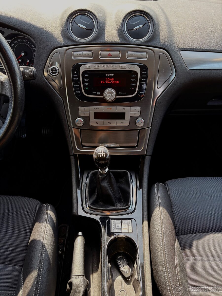 Ford Mondeo - 16