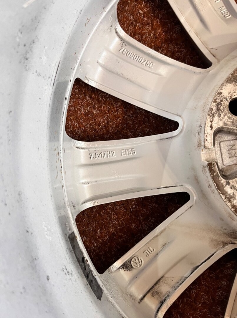 5x120 R17 VW Mutivan - NEVA - Originál disky - ET 55 - 16