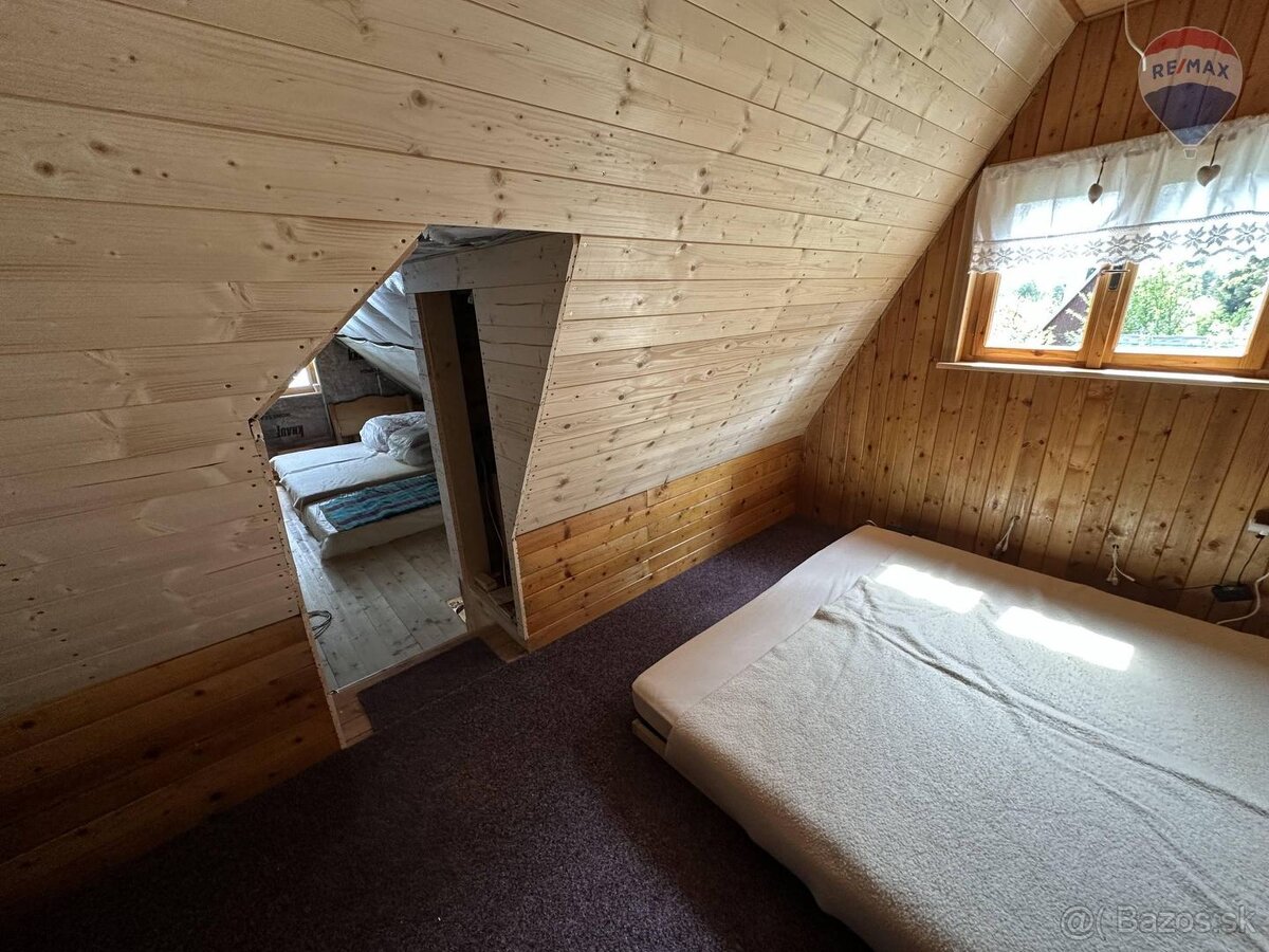 Záhrada s chatou v krásnom prostredí - 16