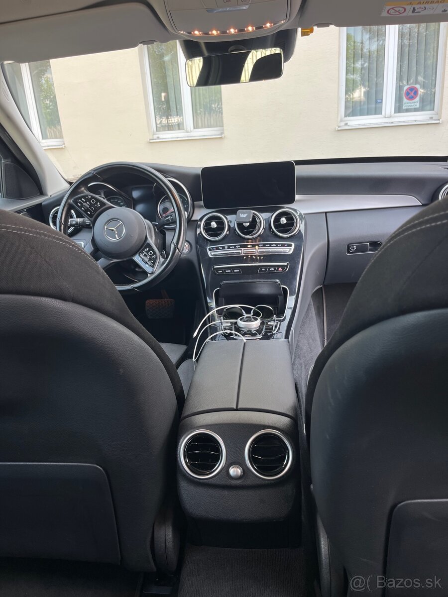 Mercedes-Benz C 220 trieda - 16