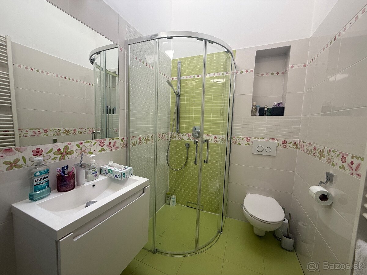 4 izbový luxusný rodinný dom | Mojš - 16