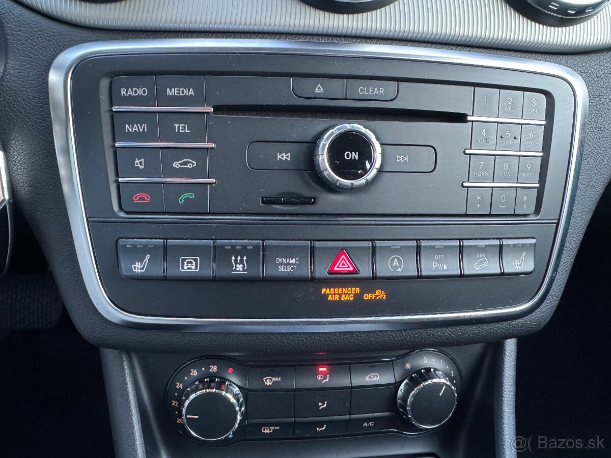 Mercedes-Benz GLA 200 d 4MATIC A/T - 16