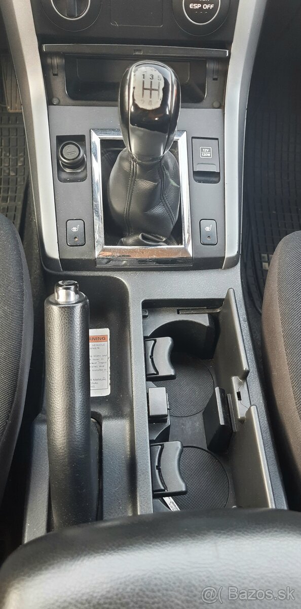 Predám Suzuki Grand Vitara 1.9 DDiS JLX-A - 16