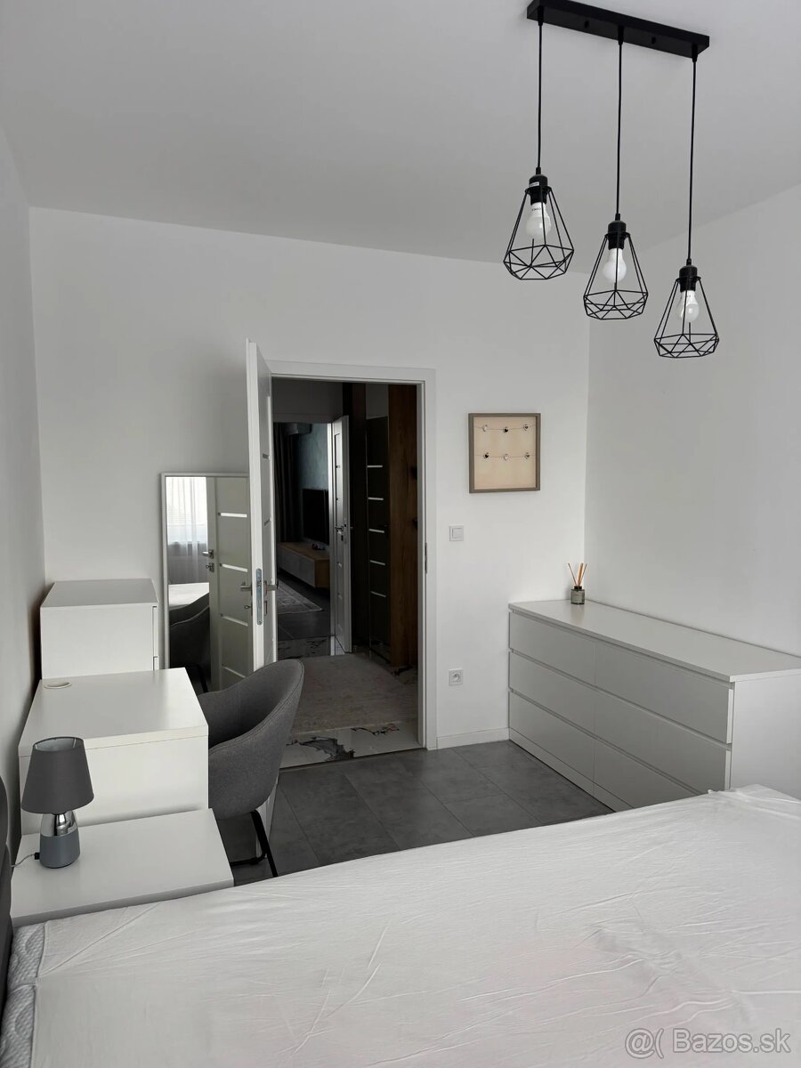 Realitný kancelária REALADR s.r.o. - 16