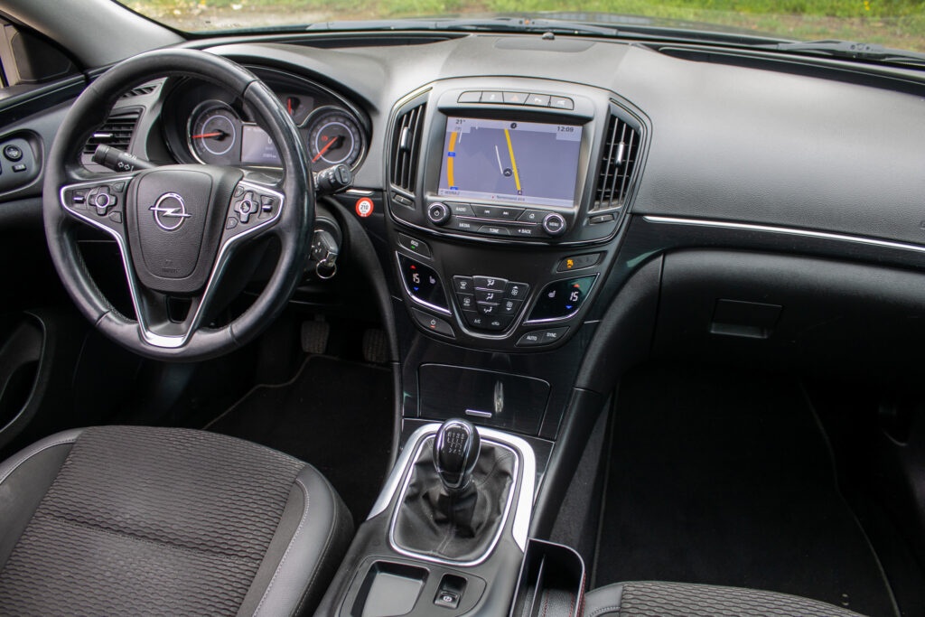 Predam Opel Insignia Combi Sports Tourer Inovation - 16