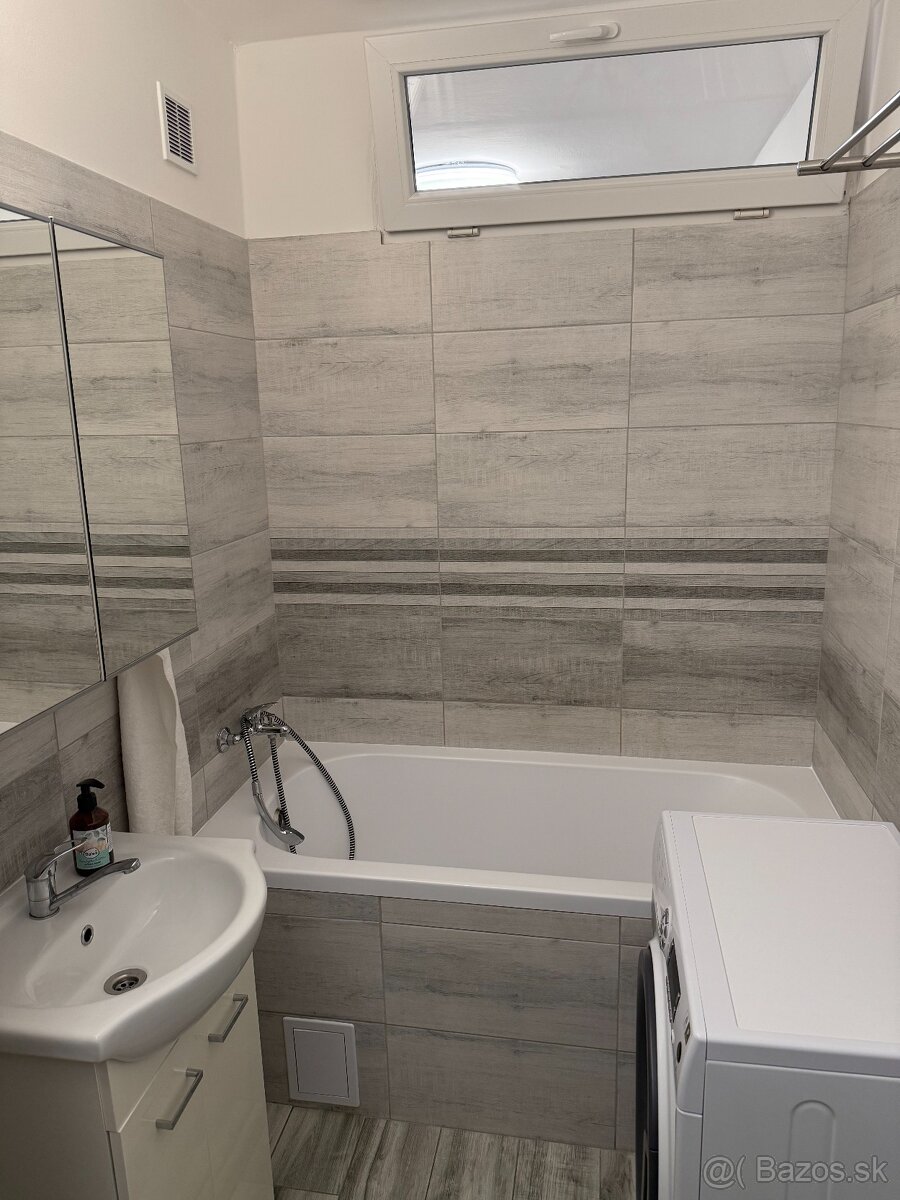 Prenájom - Zariadený 3-izbový byt Dunajská Streda, Boriny - 16