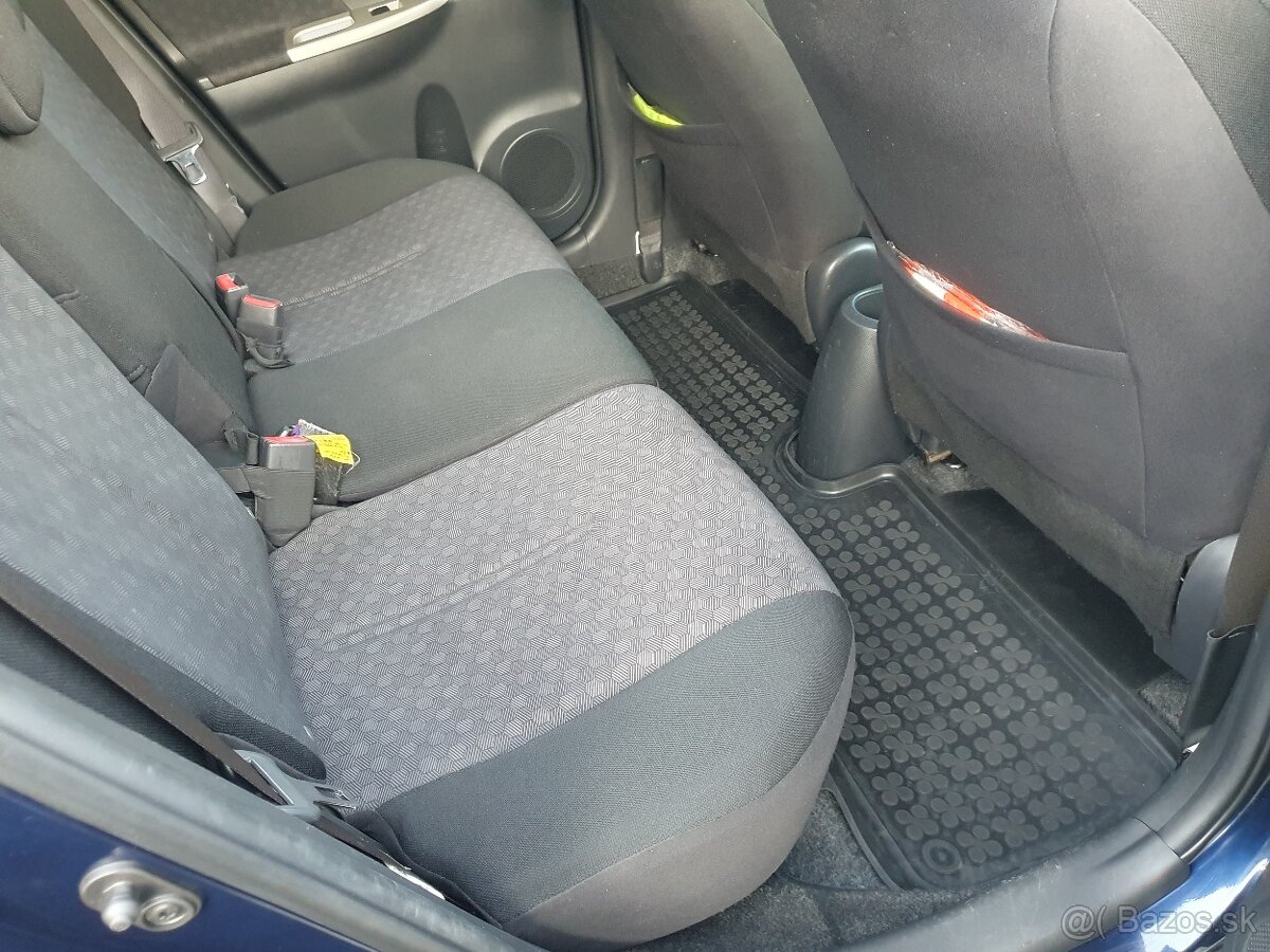 Toyota Urban Cruiser 1.33 VVT-i Sol - 16