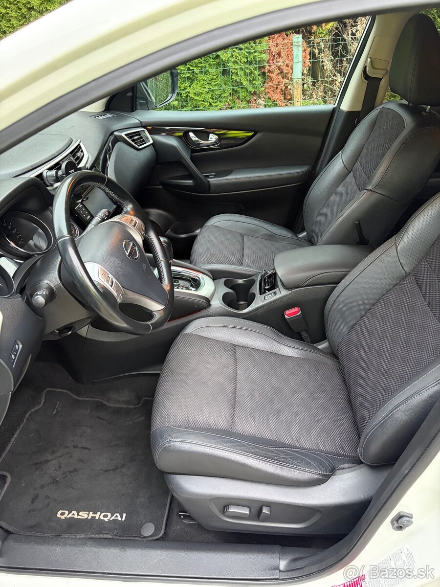 Nissan Qashqai 1.2 - 16