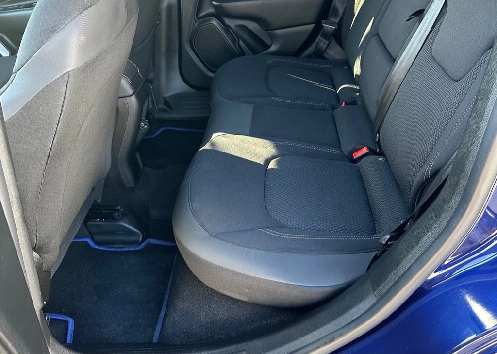 Jeep Renegade, 1,3T, 180k, 4x4, s DPH - 16