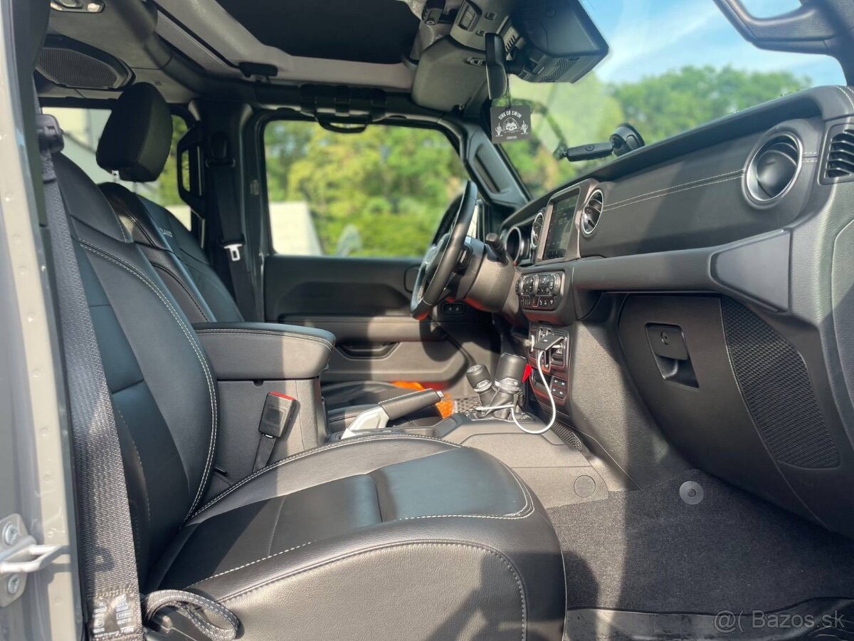 Jeep Wrangler UNLIMITED MY21 2.0T GME 272k 8T Sahara - 16