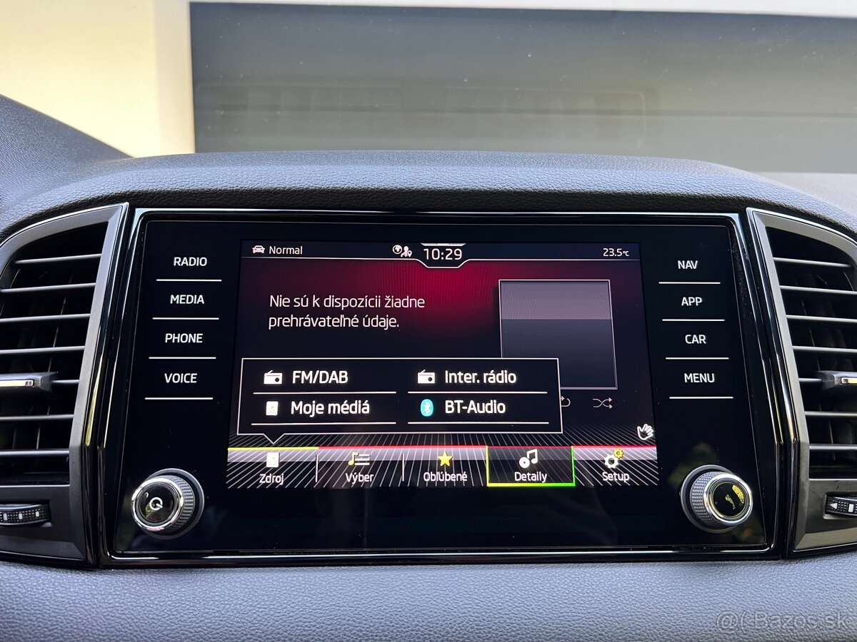 Škoda Karoq 1.5 TSI ACT Sportline DSG Šedá farba - 16