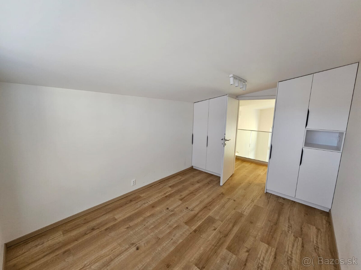 PRENÁJOM 5 - izbového domu medzi Prešovom a Košicami - 16