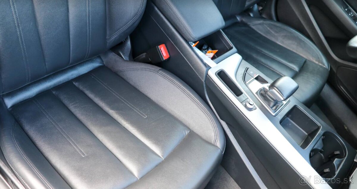 Audi A4 Avant 2.0 TDI Design - 16