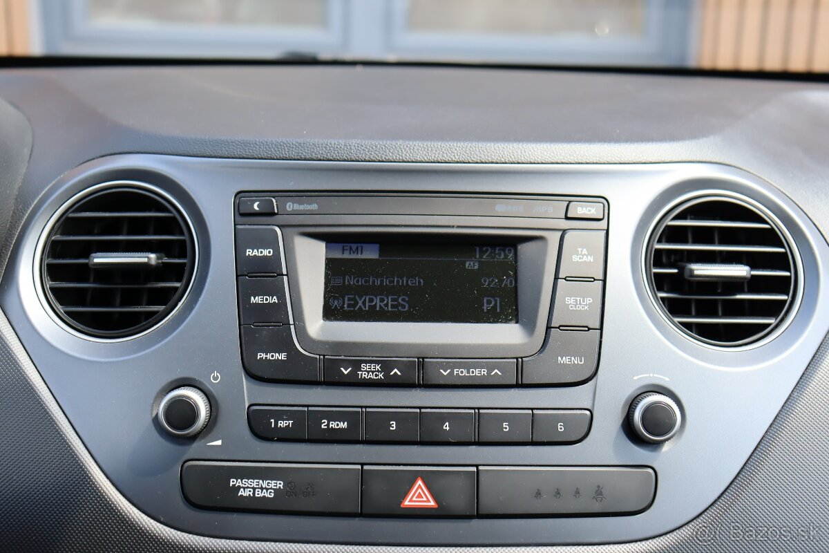 Hyundai i10 1.2i 16V DOHC Classic - 16