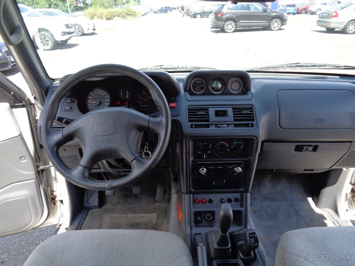 Mitsubishi Pajero 2.8 D GLS - 16